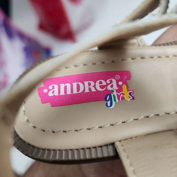 Girls Andrea White & Colorful Flower Floral Sandals Size 10 - Picture 12 of 12